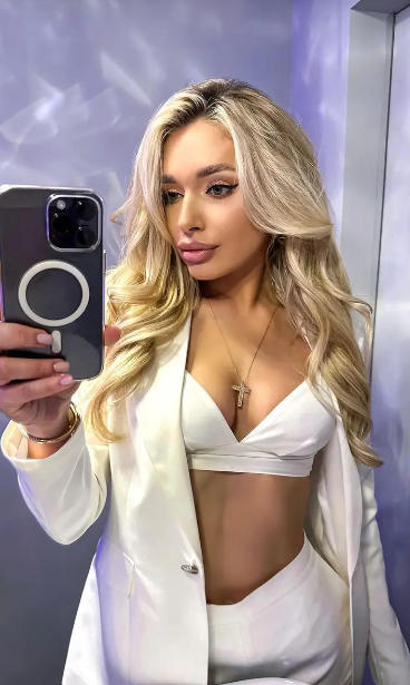 Istanbul Escort Massage - Ece